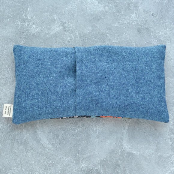Rifle Paper Co. Weighted Eye Pillow in Meadow Black Canvas - Picture 4 of 5